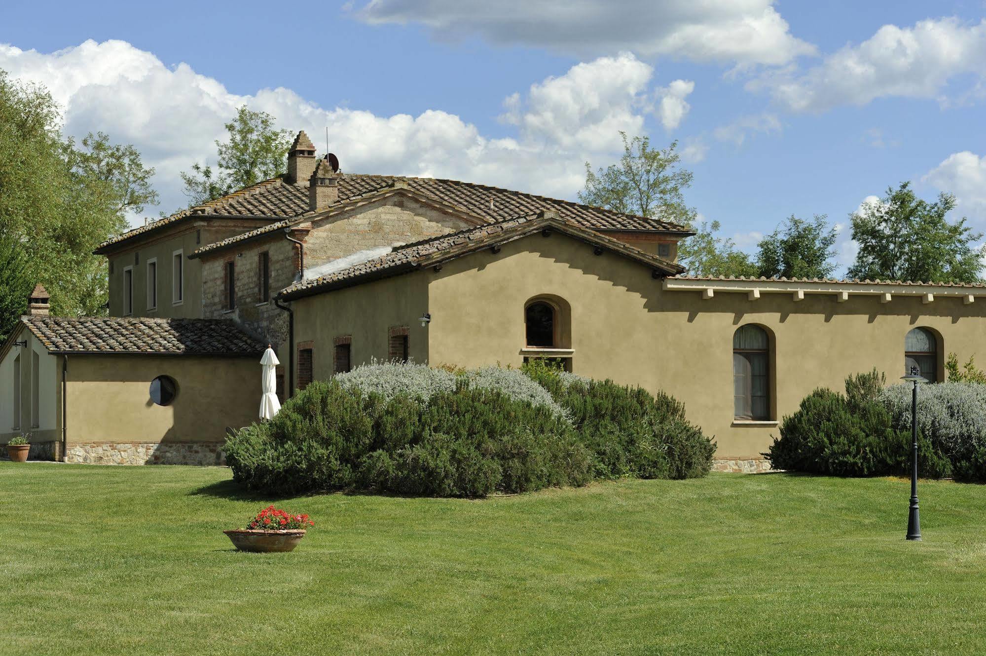 Agriturismo La Lodola Castelnuovo Berardenga Exterior foto